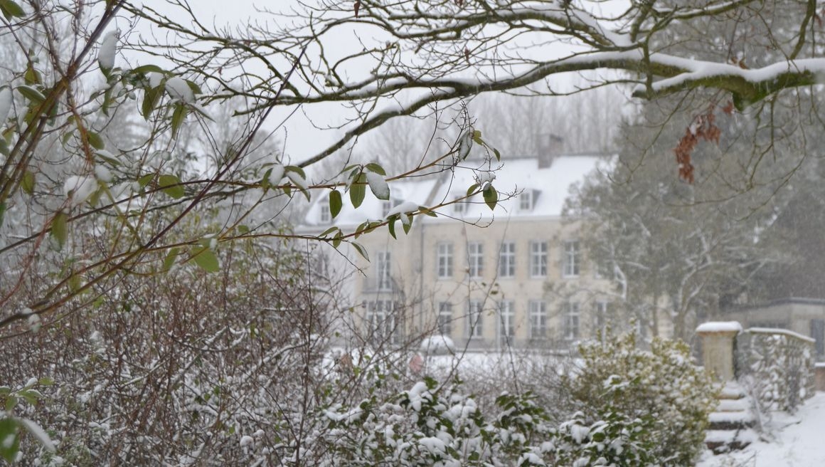 Het park van het Château de la Saulinière in de winter