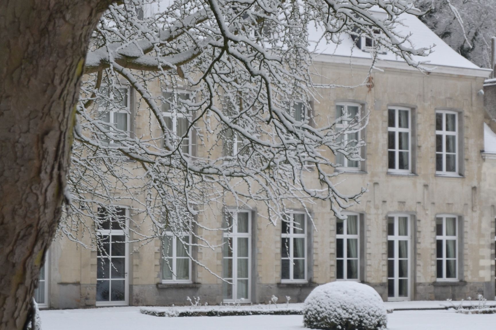 Chateau de la Saulière in de winter